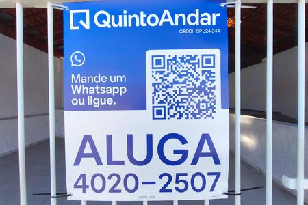Casa para alugar com 180m², 3 quartos e 4 vagasPLACA ISTALADA NA FACHADA