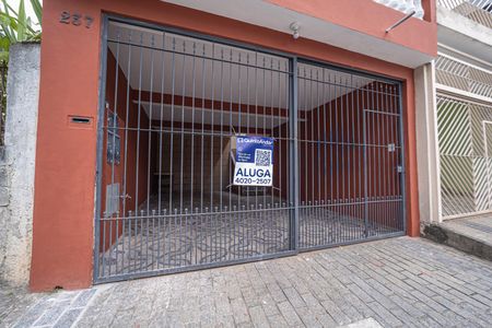 Casa para alugar com 80m², 2 quartos e 1 vagaFachada