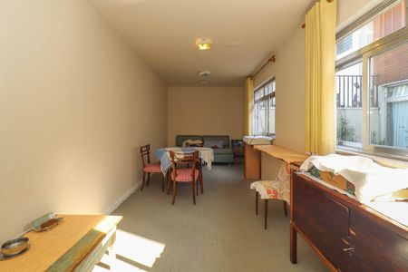 Edícula de casa para alugar com 4 quartos, 283m² em Sumaré, São Paulo