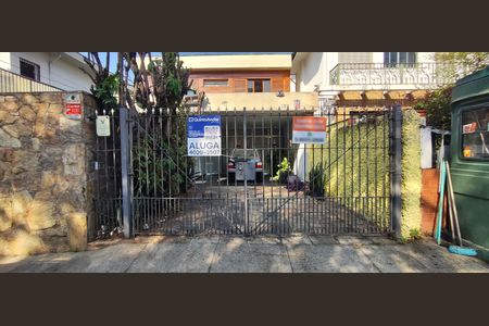 Fachada - Plaquinha de casa para alugar com 4 quartos, 283m² em Sumaré, São Paulo