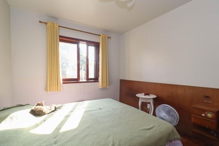 Casa à venda com 283m², 4 quartos e 2 vagas Casa à venda com 283m², 4 quartos e 2 vagasQuarto 1
