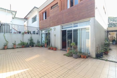 Quintal de casa para alugar com 4 quartos, 283m² em Sumaré, São Paulo