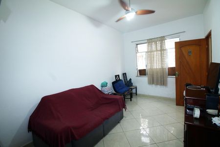 Casa à venda com 197m², 4 quartos e 1 vagaSala