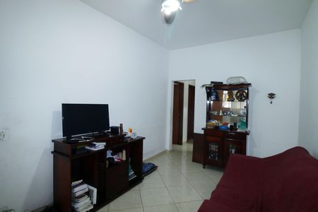 Sala de casa à venda com 4 quartos, 197m² em Olaria, Rio de Janeiro