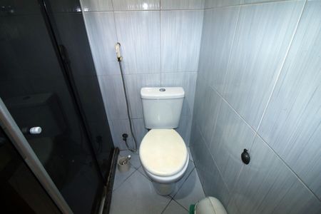 Casa à venda com 197m², 4 quartos e 1 vagaBanheiro