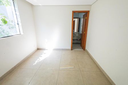 Casa para alugar com 280m², 4 quartos e 4 vagas Casa para alugar com 280m², 4 quartos e 4 vagasquarto 4 / suite
