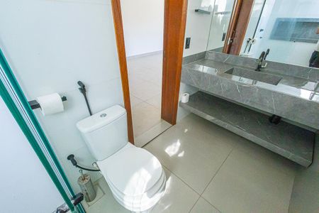 Casa para alugar com 280m², 4 quartos e 4 vagas Casa para alugar com 280m², 4 quartos e 4 vagassuite