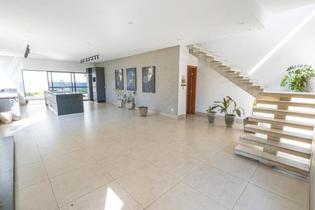 Sala / Cozinha de casa para alugar com 4 quartos, 280m² em Ouro Preto, Belo Horizonte