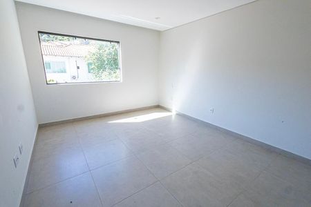 Casa para alugar com 280m², 4 quartos e 4 vagas Casa para alugar com 280m², 4 quartos e 4 vagasquarto 2