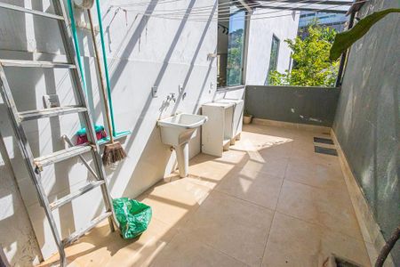 Casa para alugar com 280m², 4 quartos e 4 vagas Casa para alugar com 280m², 4 quartos e 4 vagasarea de serviço