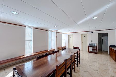 Apartamento à venda com 60m², 2 quartos e sem vagaÁrea comum - Salão de festas