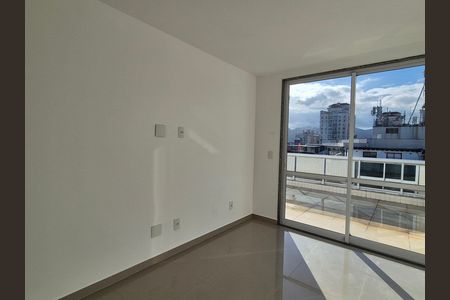 Apartamento para alugar com 275m², 3 quartos e sem vaga