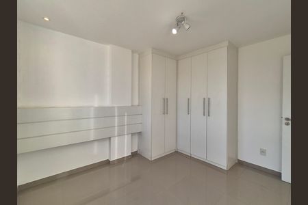 Apartamento para alugar com 275m², 3 quartos e sem vaga