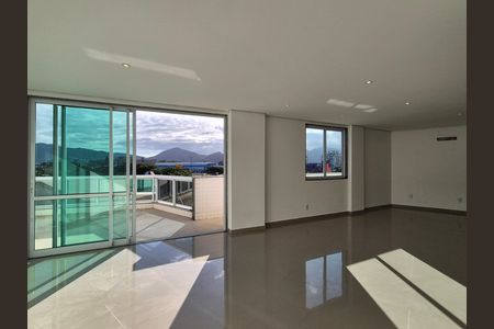 Apartamento para alugar com 3 quartos, 275m² em Recreio dos Bandeirantes, Rio de Janeiro