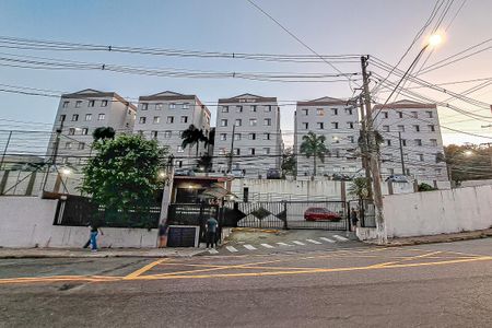 Apartamento à venda com 53m², 2 quartos e 1 vaga Apartamento à venda com 53m², 2 quartos e 1 vagaFachada e portaria