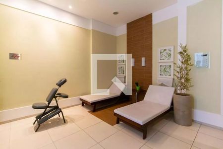 Apartamento à venda com 72m², 3 quartos e 1 vaga Apartamento à venda com 72m², 3 quartos e 1 vagaSaúna
