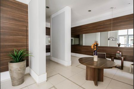 Apartamento à venda com 72m², 3 quartos e 1 vaga Apartamento à venda com 72m², 3 quartos e 1 vagaHall social