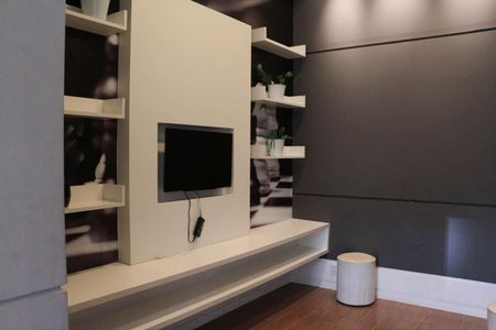 Apartamento à venda com 72m², 3 quartos e 1 vaga Apartamento à venda com 72m², 3 quartos e 1 vagaSalão de jogos