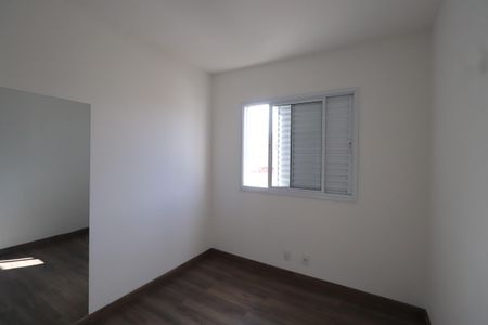 Apartamento à venda com 72m², 3 quartos e 1 vagaQuarto 2