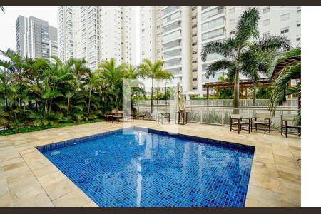 Apartamento à venda com 72m², 3 quartos e 1 vaga Apartamento à venda com 72m², 3 quartos e 1 vagaÁrea comum - Piscina