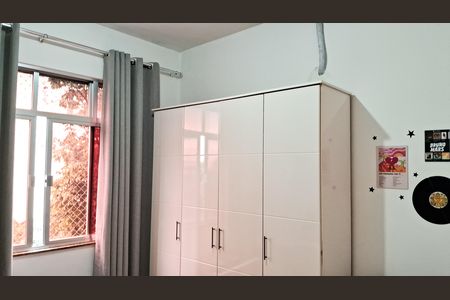 Casa à venda com 50m², 2 quartos e sem vaga