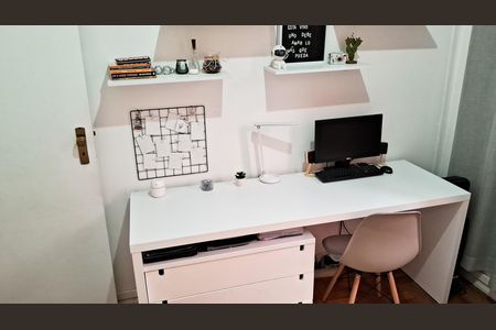 Casa à venda com 50m², 2 quartos e sem vaga