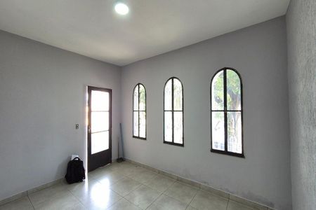 Sala de casa para alugar com 3 quartos, 300m² em Jardim Cristina, Campinas