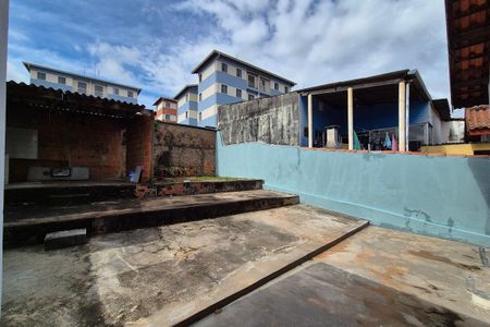 Casa para alugar com 300m², 3 quartos e 1 vaga Casa para alugar com 300m², 3 quartos e 1 vagaQuintal