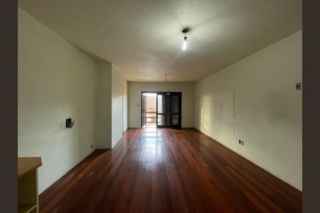 Casa para alugar com 283m², 3 quartos e 3 vagas