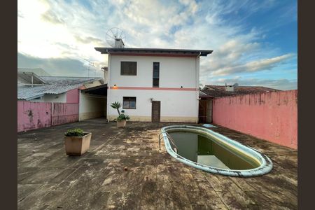 Casa para alugar com 283m², 3 quartos e 3 vagas
