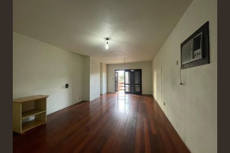 Casa para alugar com 283m², 3 quartos e 3 vagas