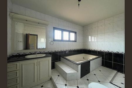 Casa para alugar com 283m², 3 quartos e 3 vagas