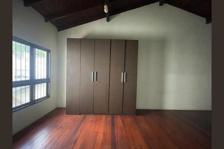 Casa para alugar com 283m², 3 quartos e 3 vagas