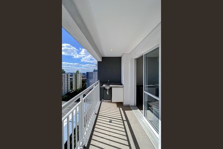 Apartamento à venda com 45m², 1 quarto e 1 vaga Apartamento à venda com 45m², 1 quarto e 1 vagaVaranda