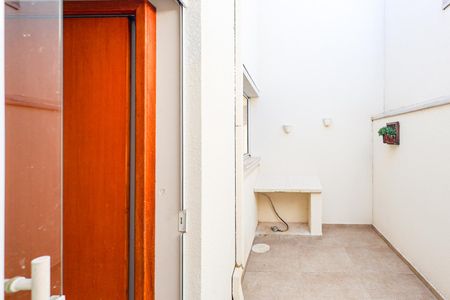 Casa de condomínio para alugar com 300m², 5 quartos e 4 vagas Casa de condomínio para alugar com 300m², 5 quartos e 4 vagasÁrea de Serviço