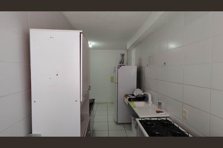 Apartamento para alugar com 48m², 2 quartos e sem vaga Apartamento para alugar com 48m², 2 quartos e sem vagaCozinha e Área de Serviço