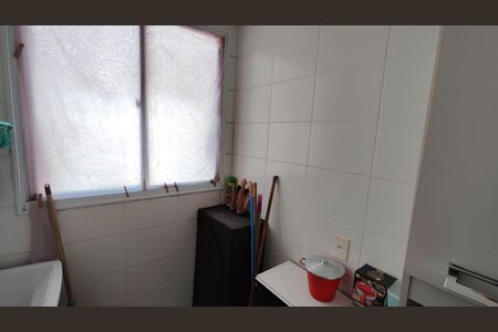 Apartamento para alugar com 48m², 2 quartos e sem vaga Apartamento para alugar com 48m², 2 quartos e sem vagaCozinha e Área de Serviço
