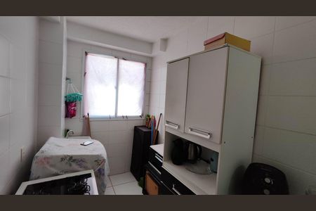 Apartamento para alugar com 48m², 2 quartos e sem vaga Apartamento para alugar com 48m², 2 quartos e sem vagaCozinha e Área de Serviço