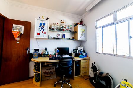 Apartamento à venda com 165m², 3 quartos e 2 vagasQuarto 1