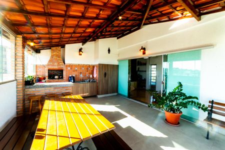 Apartamento à venda com 165m², 3 quartos e 2 vagasCobertura