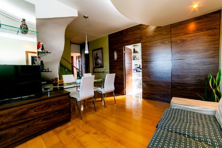 Apartamento à venda com 165m², 3 quartos e 2 vagasSala