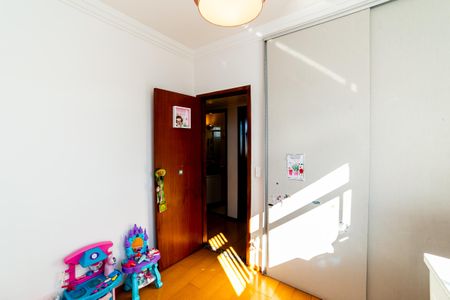 Apartamento à venda com 165m², 3 quartos e 2 vagasQuarto 2