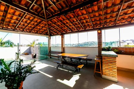 Apartamento à venda com 165m², 3 quartos e 2 vagasCobertura