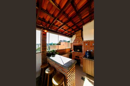 Apartamento à venda com 165m², 3 quartos e 2 vagasCobertura