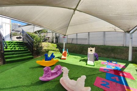 Apartamento para alugar com 43m², 2 quartos e 1 vaga Apartamento para alugar com 43m², 2 quartos e 1 vagaÁrea comum - Playground