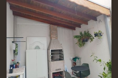 Casa de condomínio para alugar com 109m², 2 quartos e 2 vagas Casa de condomínio para alugar com 109m², 2 quartos e 2 vagasChurrasqueira