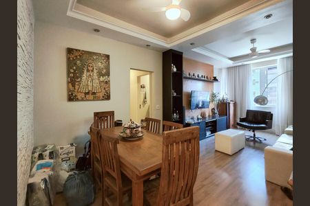 Apartamento à venda com 110m², 3 quartos e 1 vaga Apartamento à venda com 110m², 3 quartos e 1 vagaSala