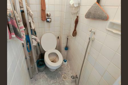 Apartamento à venda com 110m², 3 quartos e 1 vaga Apartamento à venda com 110m², 3 quartos e 1 vagaBanheiro de serviço
