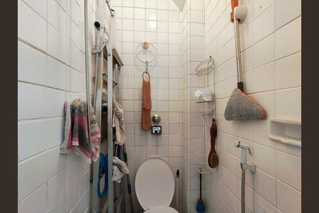 Apartamento à venda com 110m², 3 quartos e 1 vaga Apartamento à venda com 110m², 3 quartos e 1 vagaBanheiro de serviço