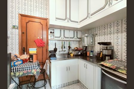 Apartamento à venda com 110m², 3 quartos e 1 vaga Apartamento à venda com 110m², 3 quartos e 1 vagaCozinha